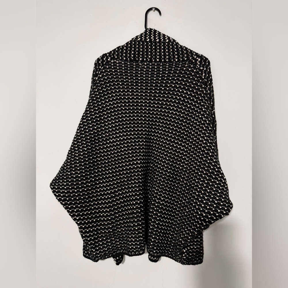 Oversized Knit Cardigan - Picture 4 of 4